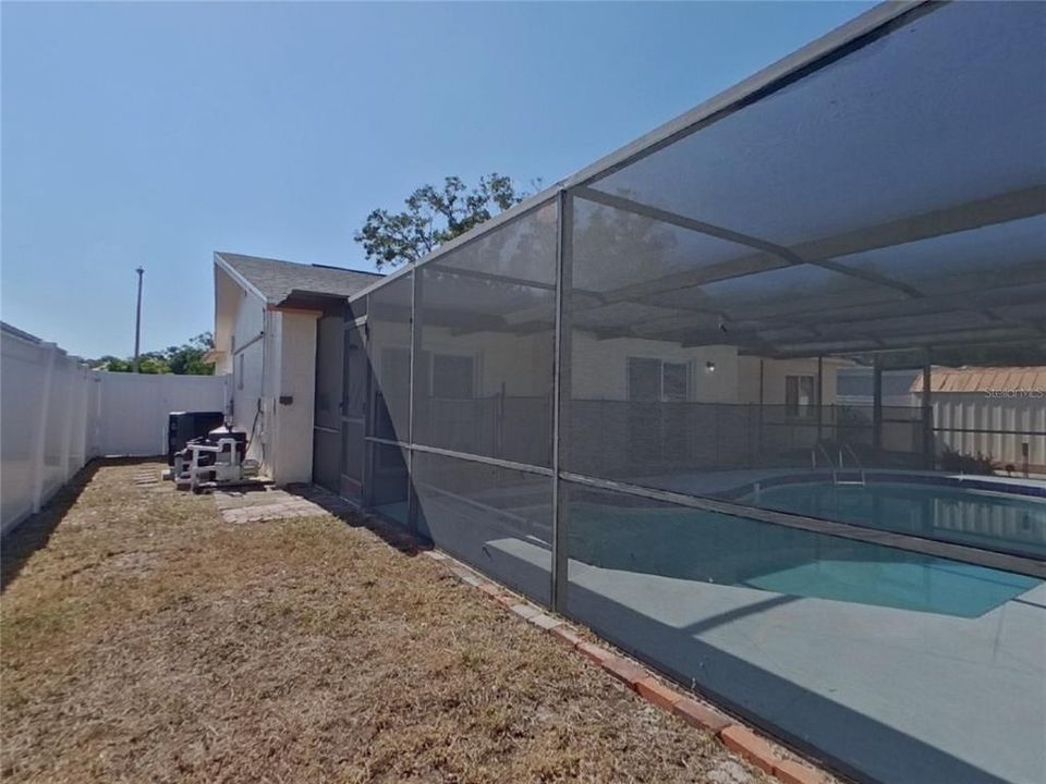 En Renta: $2,459 (3 camas, 2 baños, 1316 Pies cuadrados)