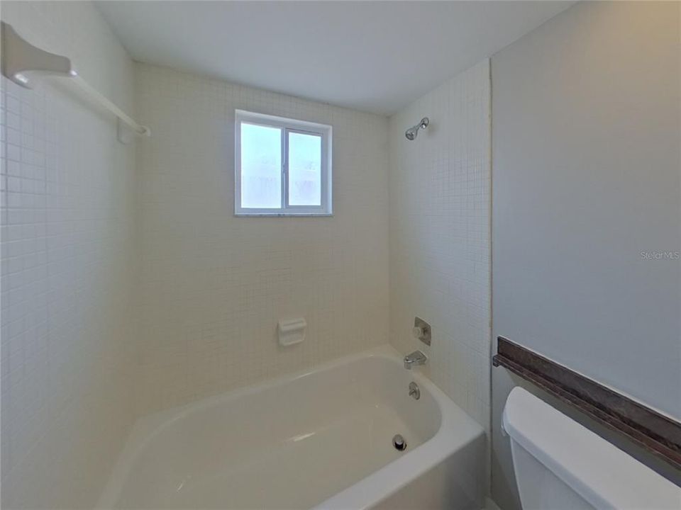 En Renta: $2,459 (3 camas, 2 baños, 1316 Pies cuadrados)