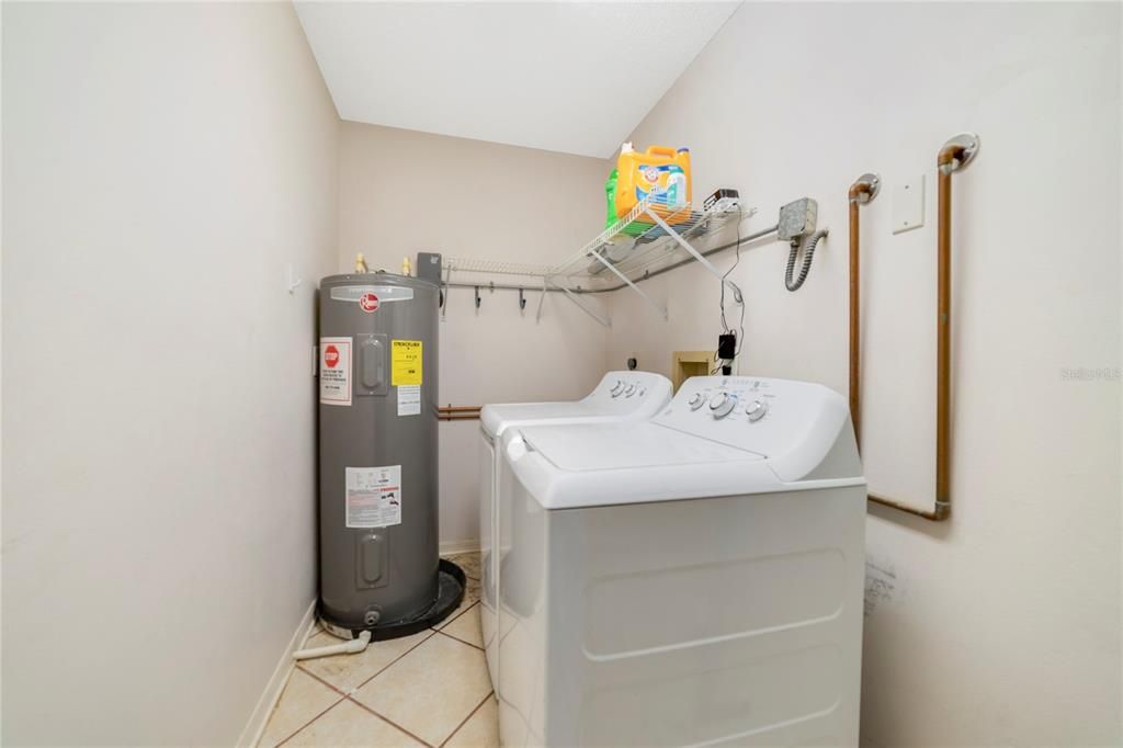 En Venta: $239,900 (2 camas, 2 baños, 1248 Pies cuadrados)