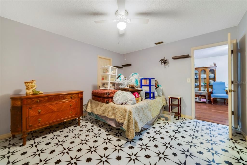 En Venta: $239,900 (2 camas, 2 baños, 1248 Pies cuadrados)