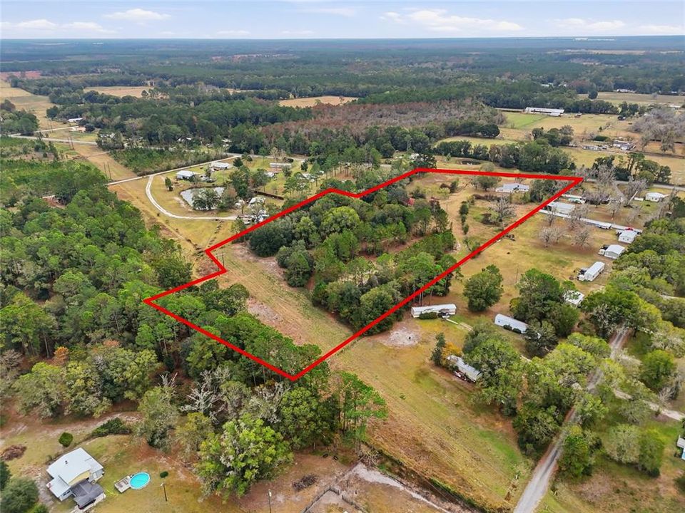 For Sale: $499,900 (3 beds, 2 baths, 2452 Square Feet)