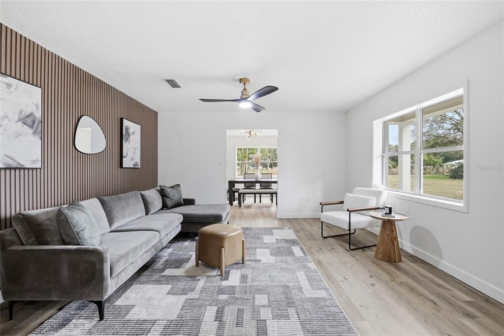 For Sale: $499,900 (3 beds, 2 baths, 2452 Square Feet)