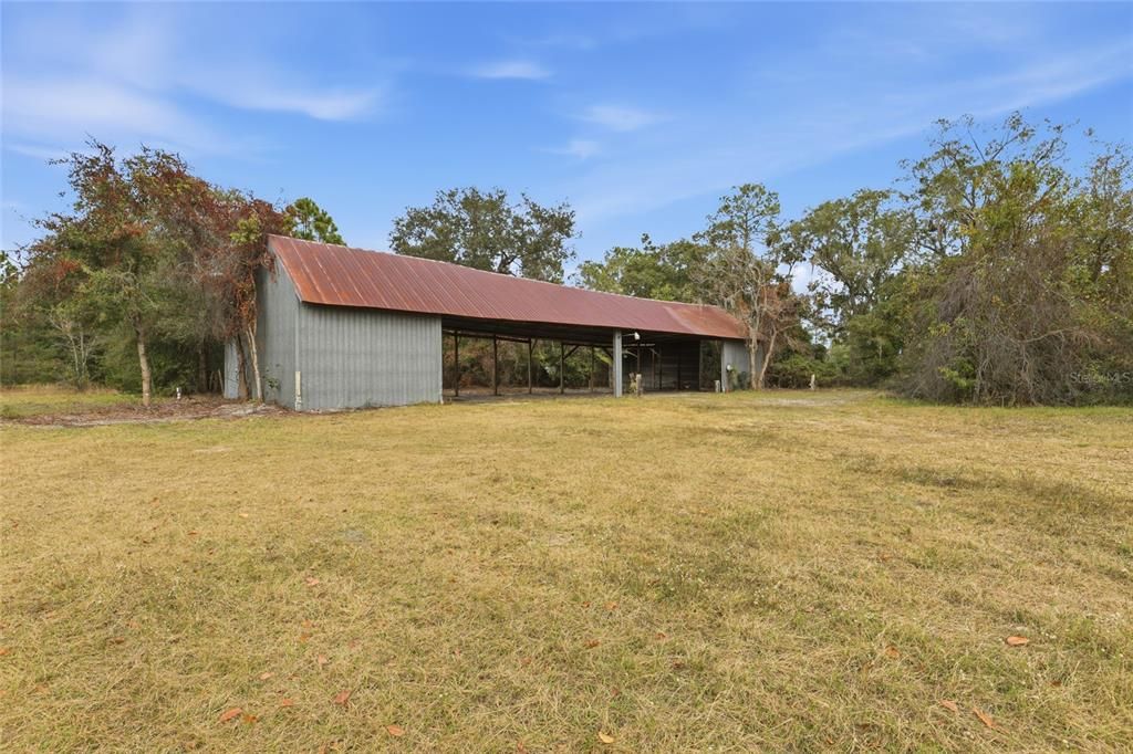 For Sale: $499,900 (3 beds, 2 baths, 2452 Square Feet)