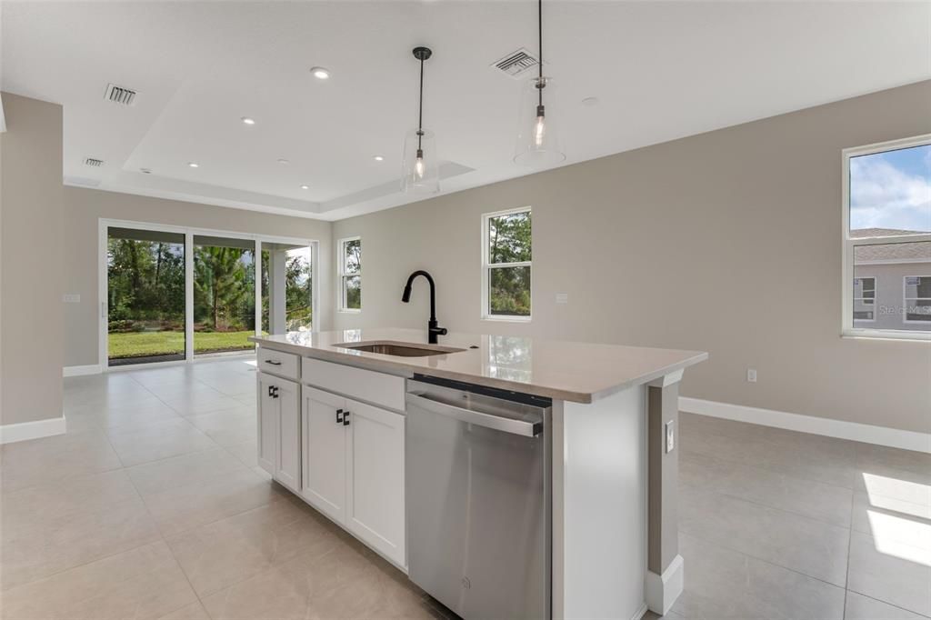 For Sale: $424,990 (2 beds, 2 baths, 1434 Square Feet)