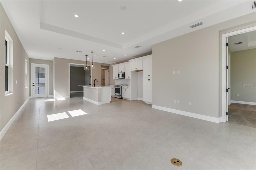 For Sale: $424,990 (2 beds, 2 baths, 1434 Square Feet)