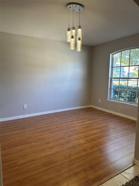 For Rent: $2,395 (3 beds, 2 baths, 1506 Square Feet)