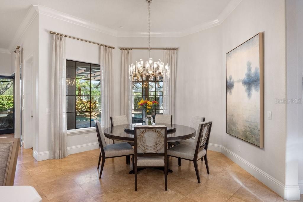 For Sale: $2,895,000 (6 beds, 6 baths, 6834 Square Feet)