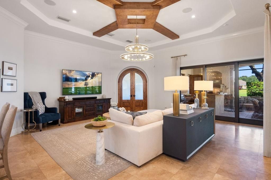 For Sale: $2,895,000 (6 beds, 6 baths, 6834 Square Feet)