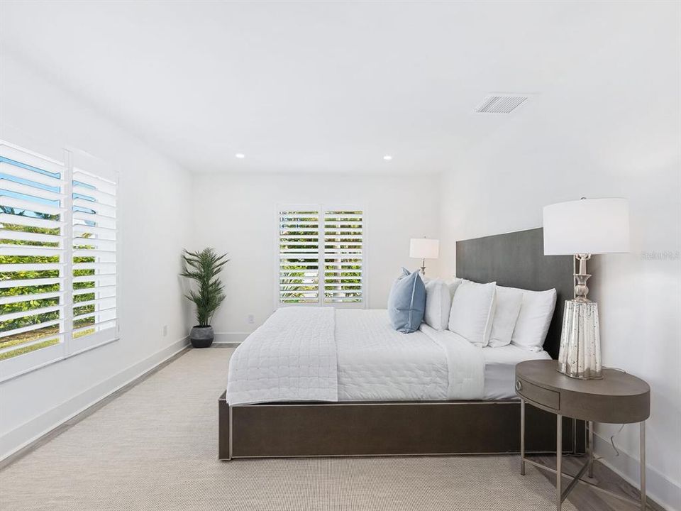 En Venta: $1,575,000 (4 camas, 2 baños, 2598 Pies cuadrados)