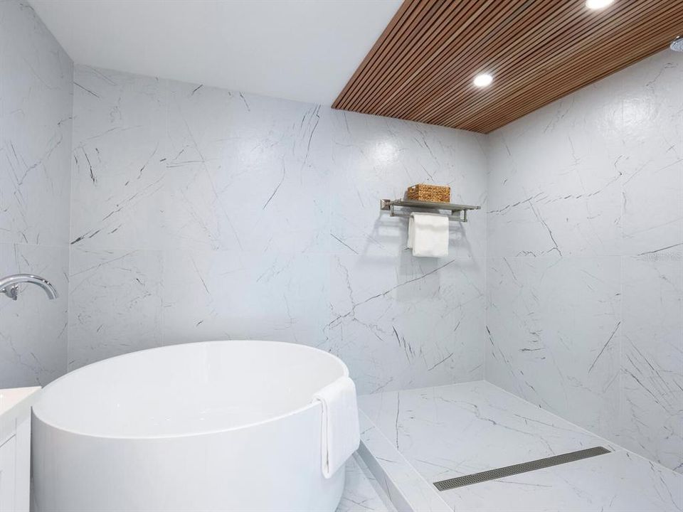 En Venta: $1,575,000 (4 camas, 2 baños, 2598 Pies cuadrados)