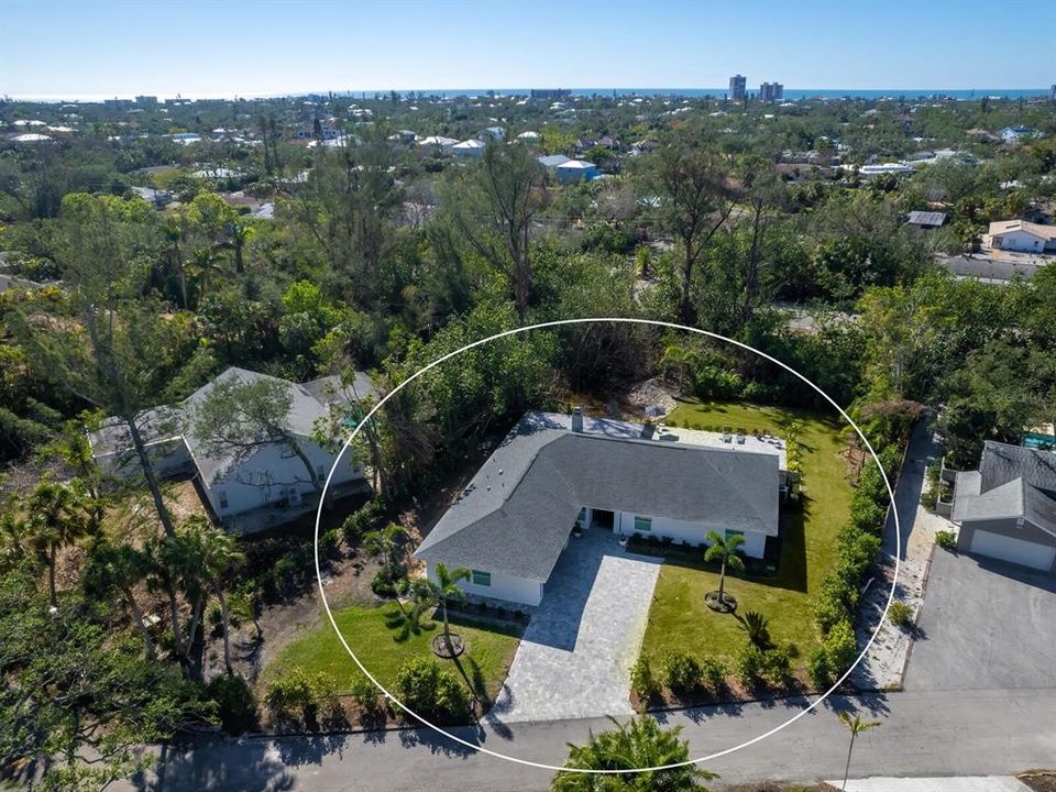 En Venta: $1,575,000 (4 camas, 2 baños, 2598 Pies cuadrados)