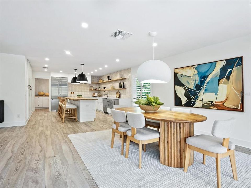 En Venta: $1,575,000 (4 camas, 2 baños, 2598 Pies cuadrados)