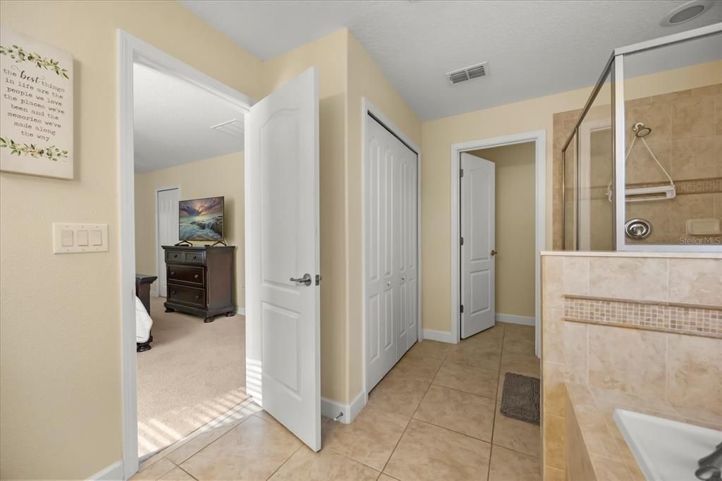 En Venta: $499,000 (5 camas, 4 baños, 2842 Pies cuadrados)