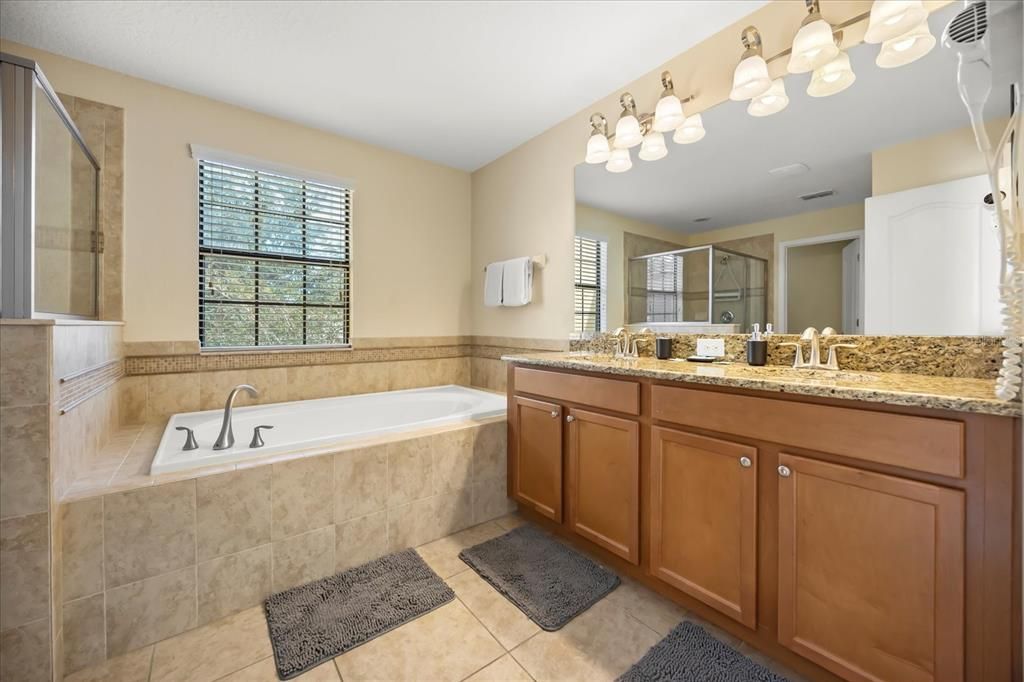 En Venta: $499,000 (5 camas, 4 baños, 2842 Pies cuadrados)