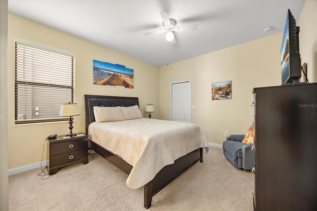 En Venta: $499,000 (5 camas, 4 baños, 2842 Pies cuadrados)