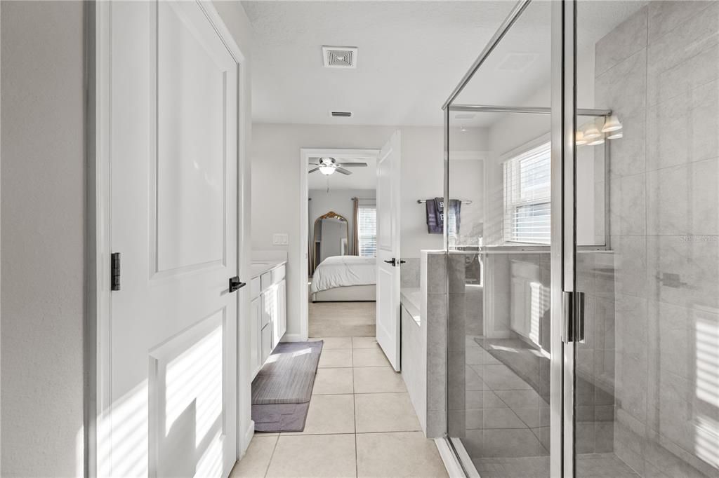 Active With Contract: $440,000 (4 beds, 2 baths, 2364 Square Feet)