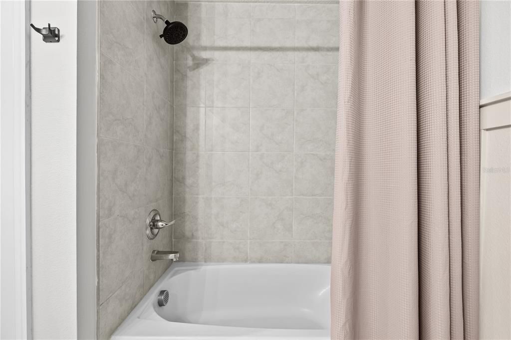 Active With Contract: $440,000 (4 beds, 2 baths, 2364 Square Feet)