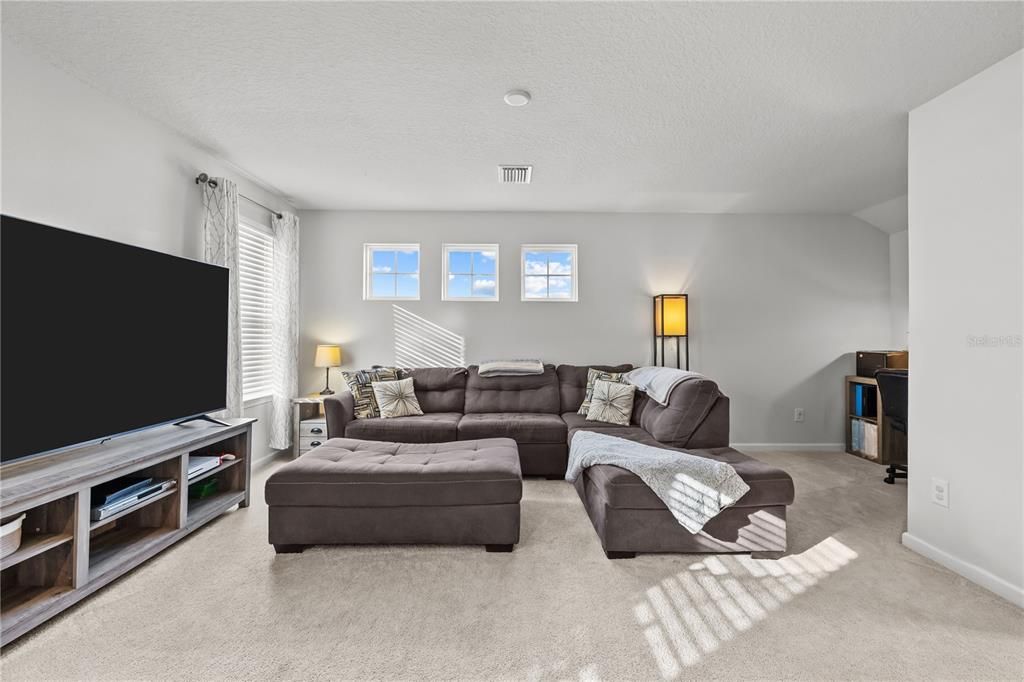 Active With Contract: $440,000 (4 beds, 2 baths, 2364 Square Feet)