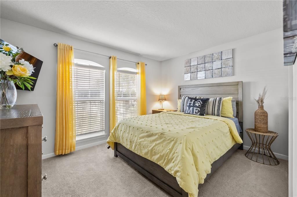 Active With Contract: $440,000 (4 beds, 2 baths, 2364 Square Feet)