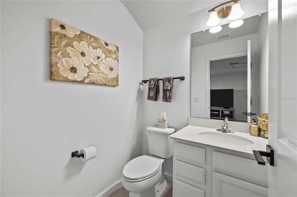 Active With Contract: $440,000 (4 beds, 2 baths, 2364 Square Feet)