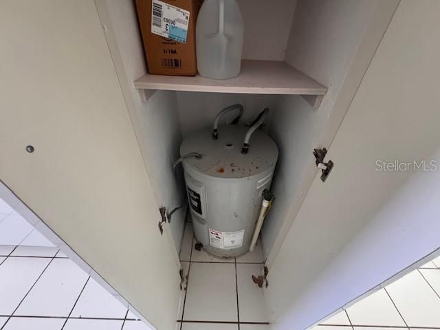 На продажу: $140,000 (3 спален, 1 ванн, 998 Квадратных фут)