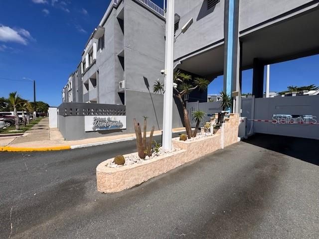 На продажу: $140,000 (3 спален, 1 ванн, 998 Квадратных фут)