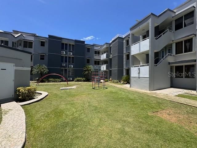 На продажу: $140,000 (3 спален, 1 ванн, 998 Квадратных фут)