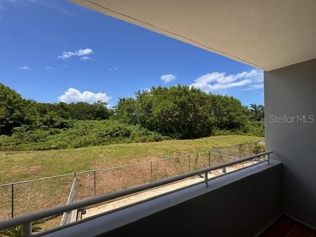 На продажу: $140,000 (3 спален, 1 ванн, 998 Квадратных фут)