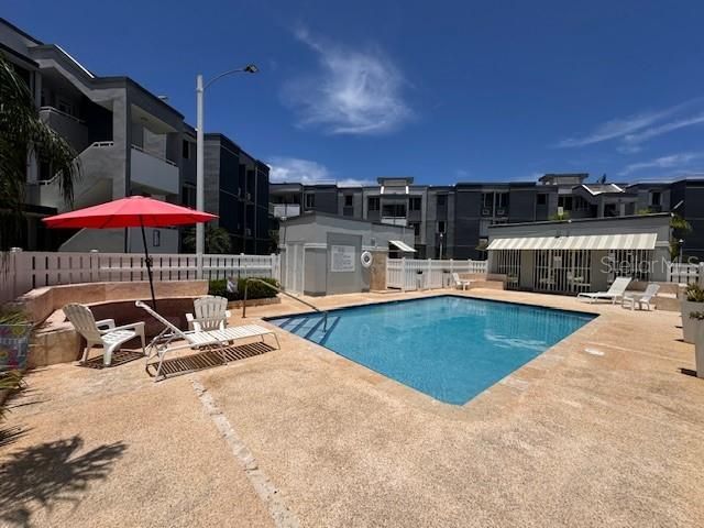 На продажу: $140,000 (3 спален, 1 ванн, 998 Квадратных фут)