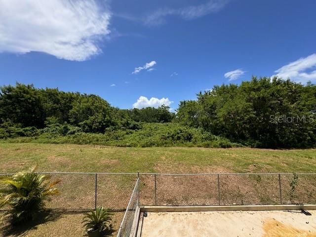 На продажу: $140,000 (3 спален, 1 ванн, 998 Квадратных фут)