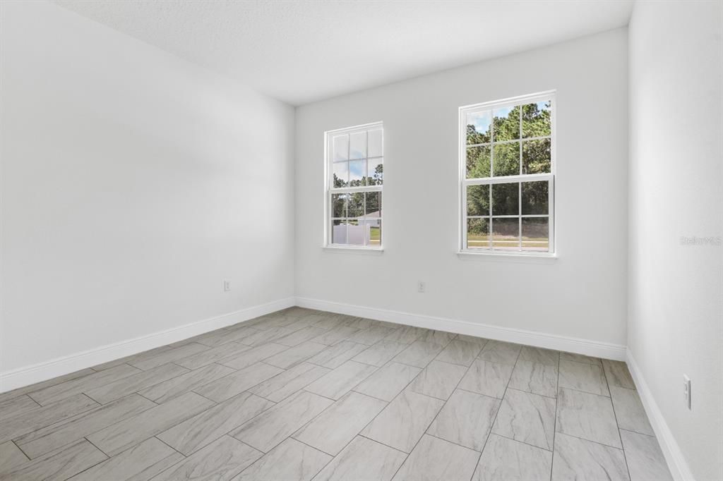 待售: $304,900 (4 贝兹, 3 浴室, 1827 平方英尺)