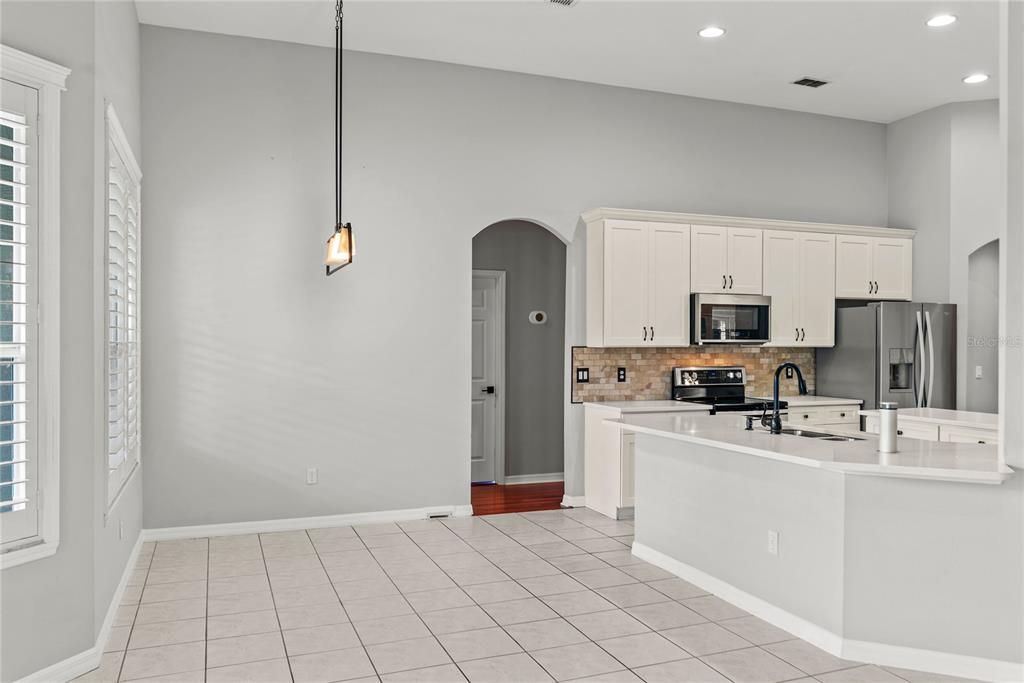 В аренду: $4,750 (4 спален, 3 ванн, 2907 Квадратных фут)