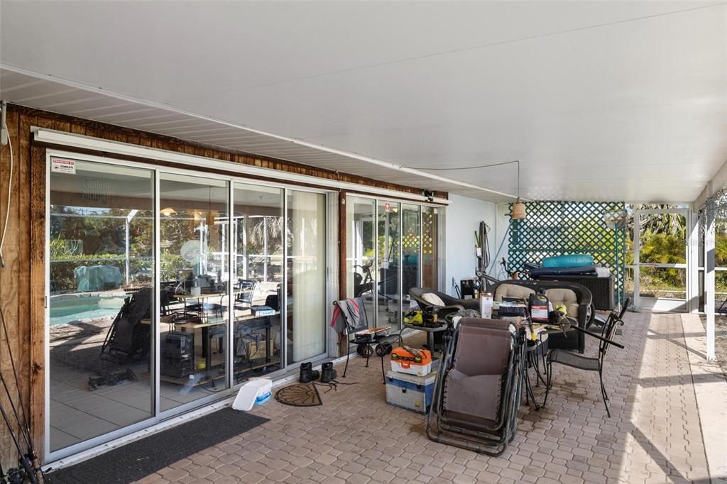 На продажу: $650,000 (3 спален, 2 ванн, 2020 Квадратных фут)