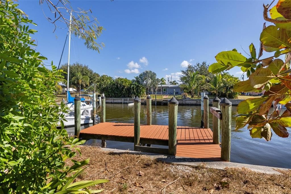 На продажу: $650,000 (3 спален, 2 ванн, 2020 Квадратных фут)