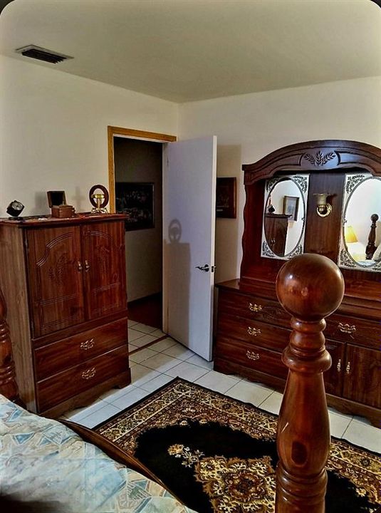 На продажу: $650,000 (3 спален, 2 ванн, 2020 Квадратных фут)