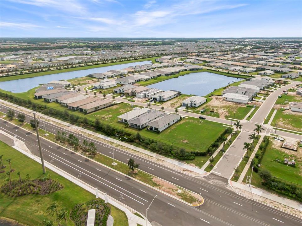 For Sale: $559,990 (2 beds, 2 baths, 1675 Square Feet)