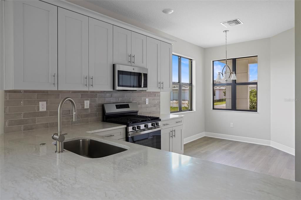 For Sale: $559,990 (2 beds, 2 baths, 1675 Square Feet)