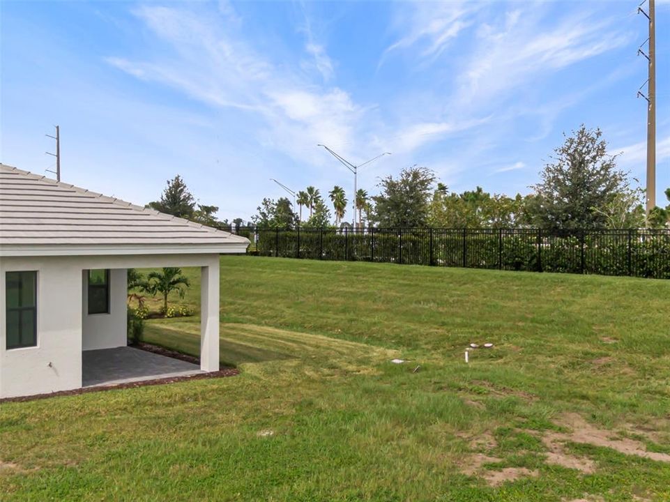 For Sale: $559,990 (2 beds, 2 baths, 1675 Square Feet)