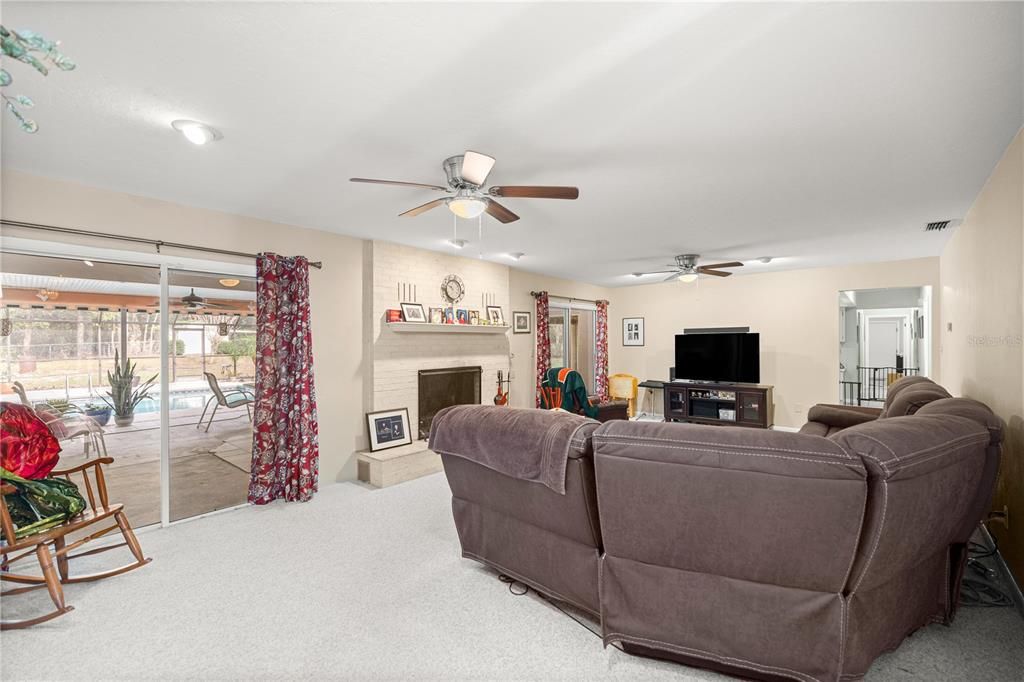 For Sale: $498,500 (3 beds, 4 baths, 3405 Square Feet)