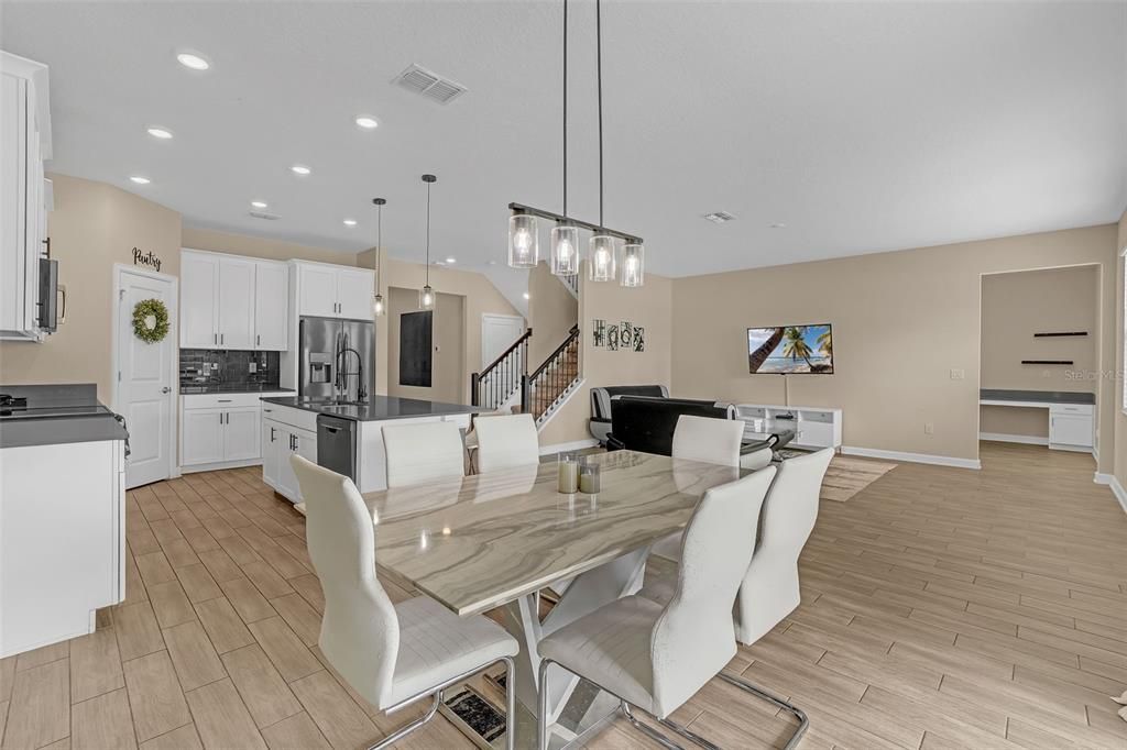 待售: $754,900 (5 贝兹, 3 浴室, 3359 平方英尺)