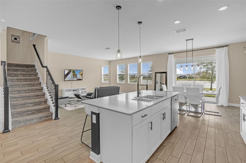 待售: $754,900 (5 贝兹, 3 浴室, 3359 平方英尺)