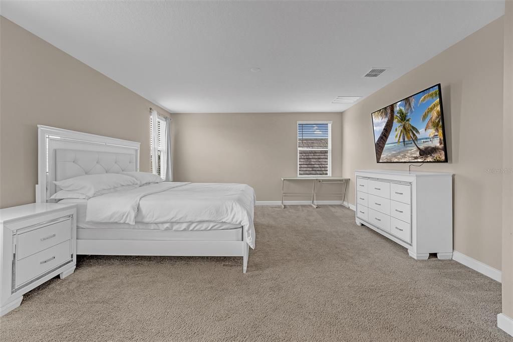 待售: $754,900 (5 贝兹, 3 浴室, 3359 平方英尺)