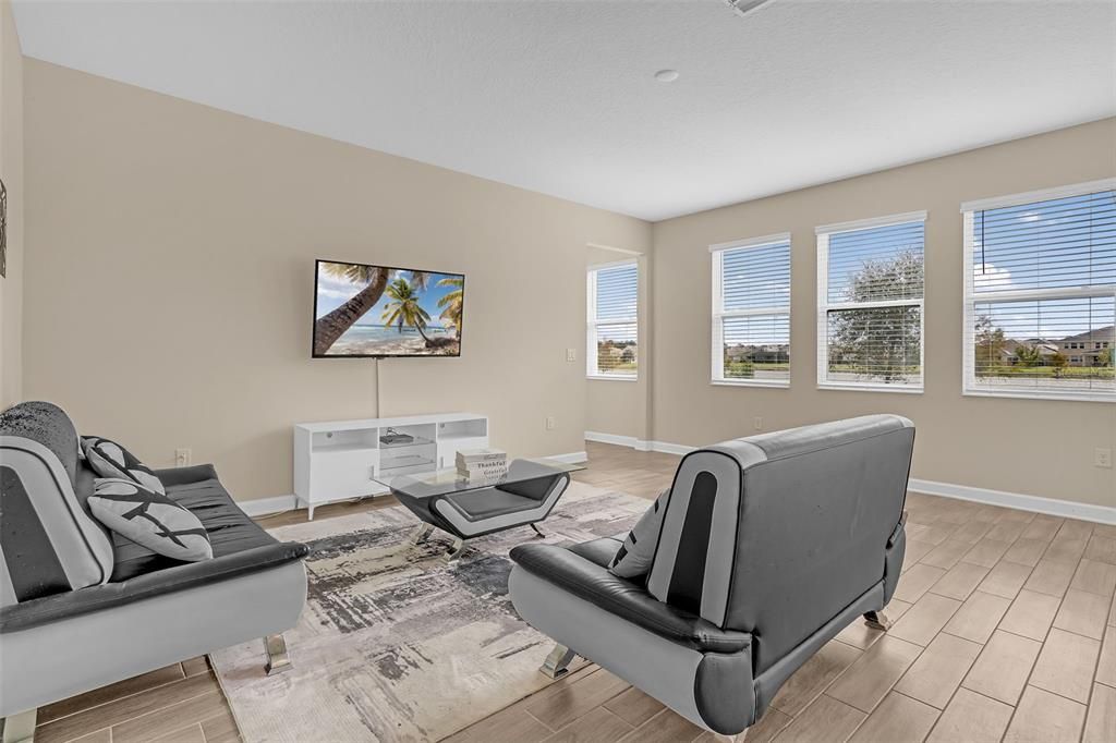 待售: $754,900 (5 贝兹, 3 浴室, 3359 平方英尺)