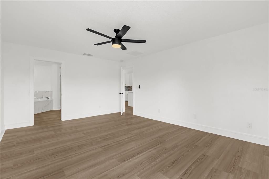 En Venta: $336,000 (3 camas, 2 baños, 1799 Pies cuadrados)