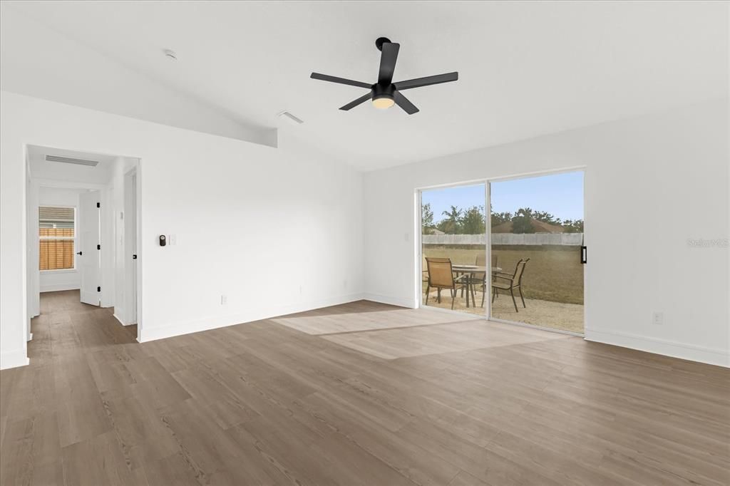 En Venta: $336,000 (3 camas, 2 baños, 1799 Pies cuadrados)