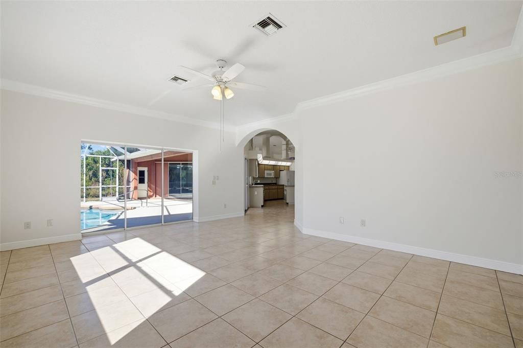 For Sale: $549,900 (3 beds, 2 baths, 2617 Square Feet)