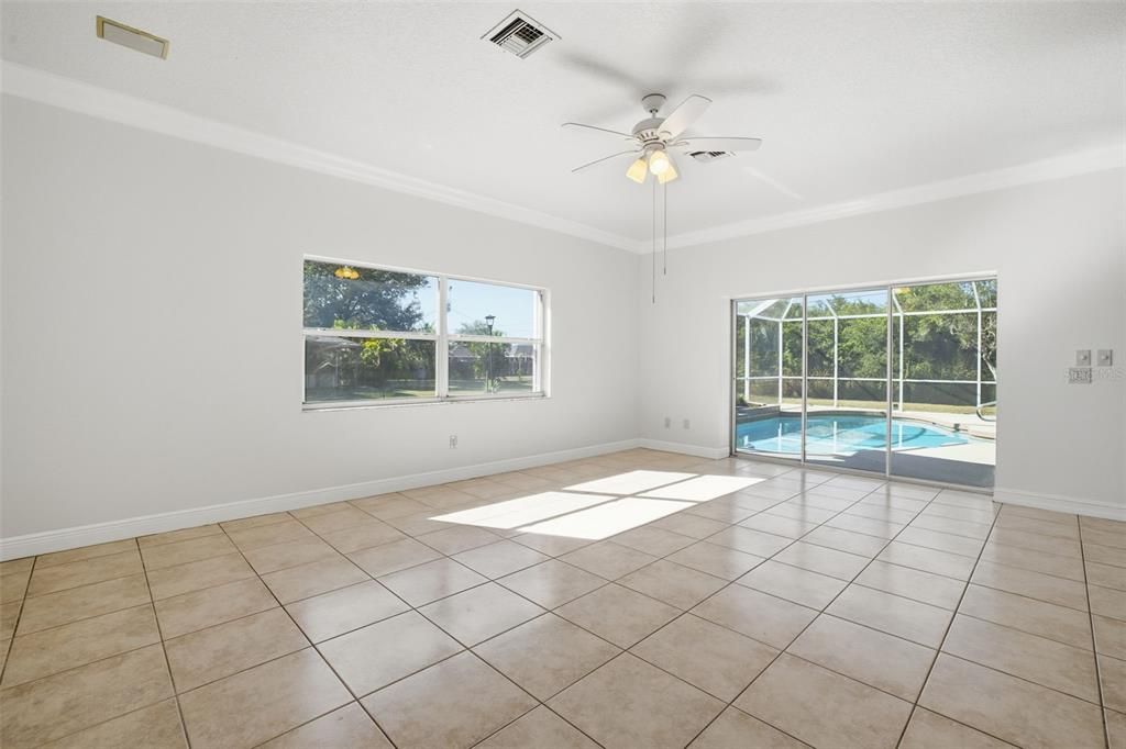 For Sale: $549,900 (3 beds, 2 baths, 2617 Square Feet)