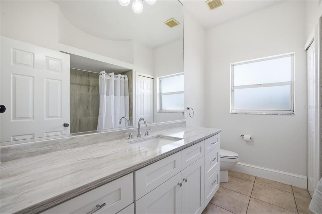 For Sale: $549,900 (3 beds, 2 baths, 2617 Square Feet)