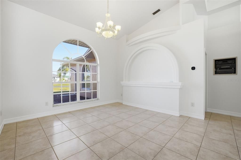 For Sale: $549,900 (3 beds, 2 baths, 2617 Square Feet)