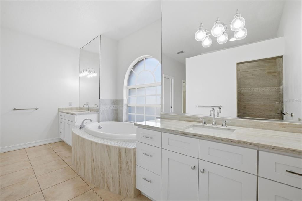 For Sale: $549,900 (3 beds, 2 baths, 2617 Square Feet)